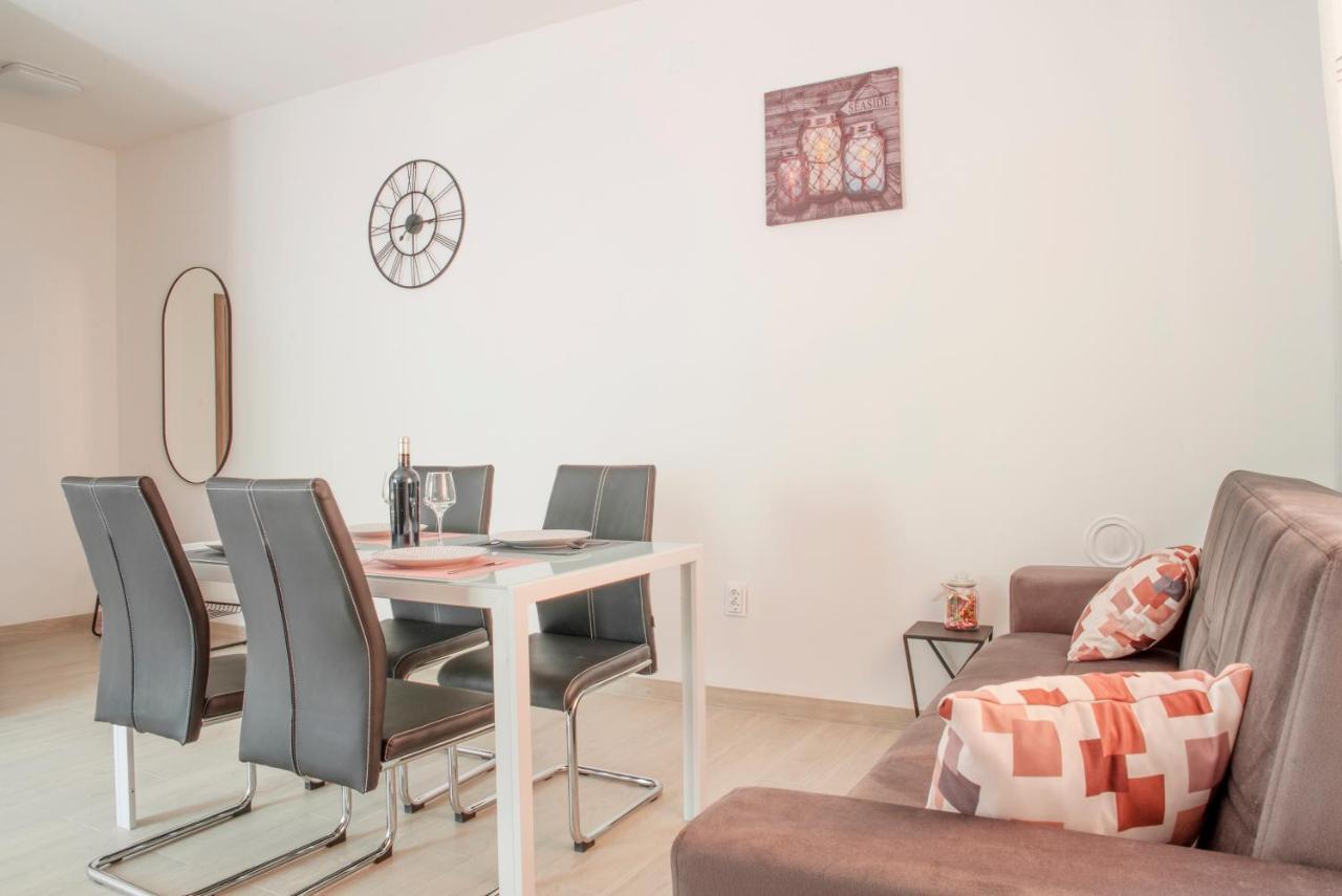 טרוגיר Apartmani Vudrag מראה חיצוני תמונה