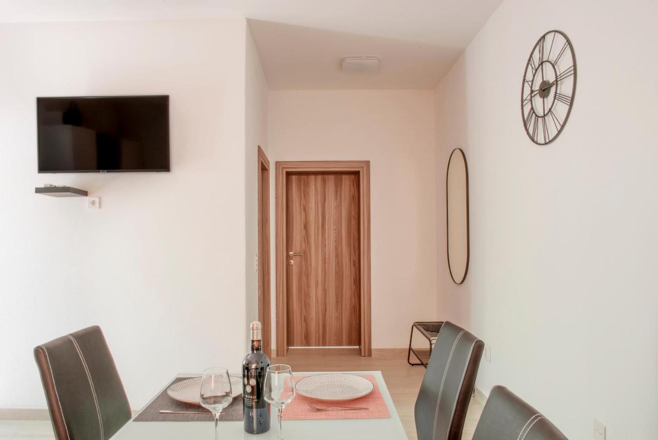 טרוגיר Apartmani Vudrag מראה חיצוני תמונה