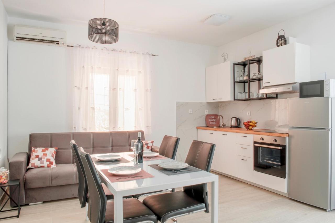 טרוגיר Apartmani Vudrag מראה חיצוני תמונה