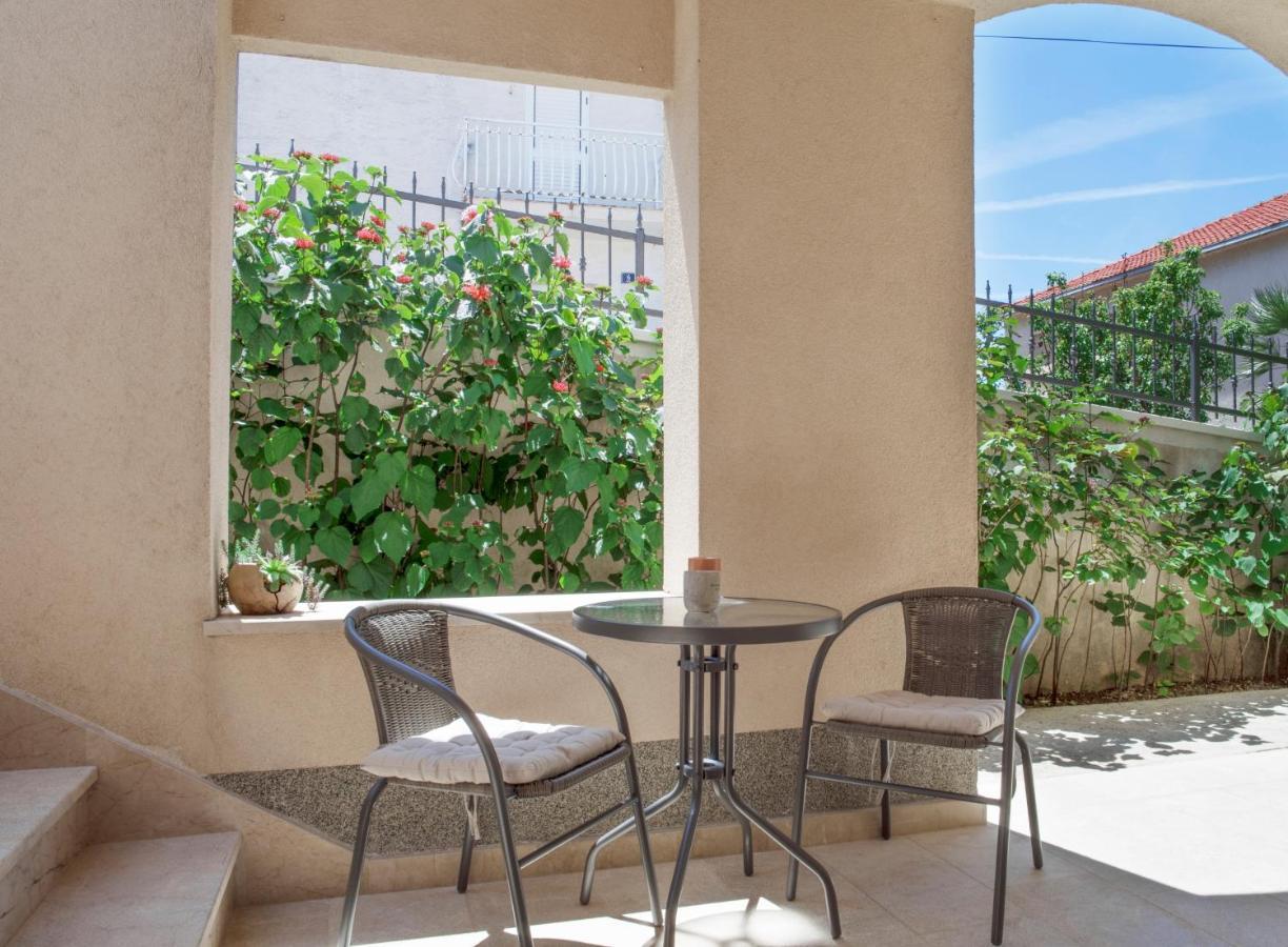 טרוגיר Apartmani Vudrag מראה חיצוני תמונה