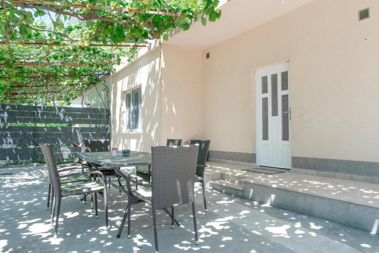 טרוגיר Apartmani Vudrag מראה חיצוני תמונה