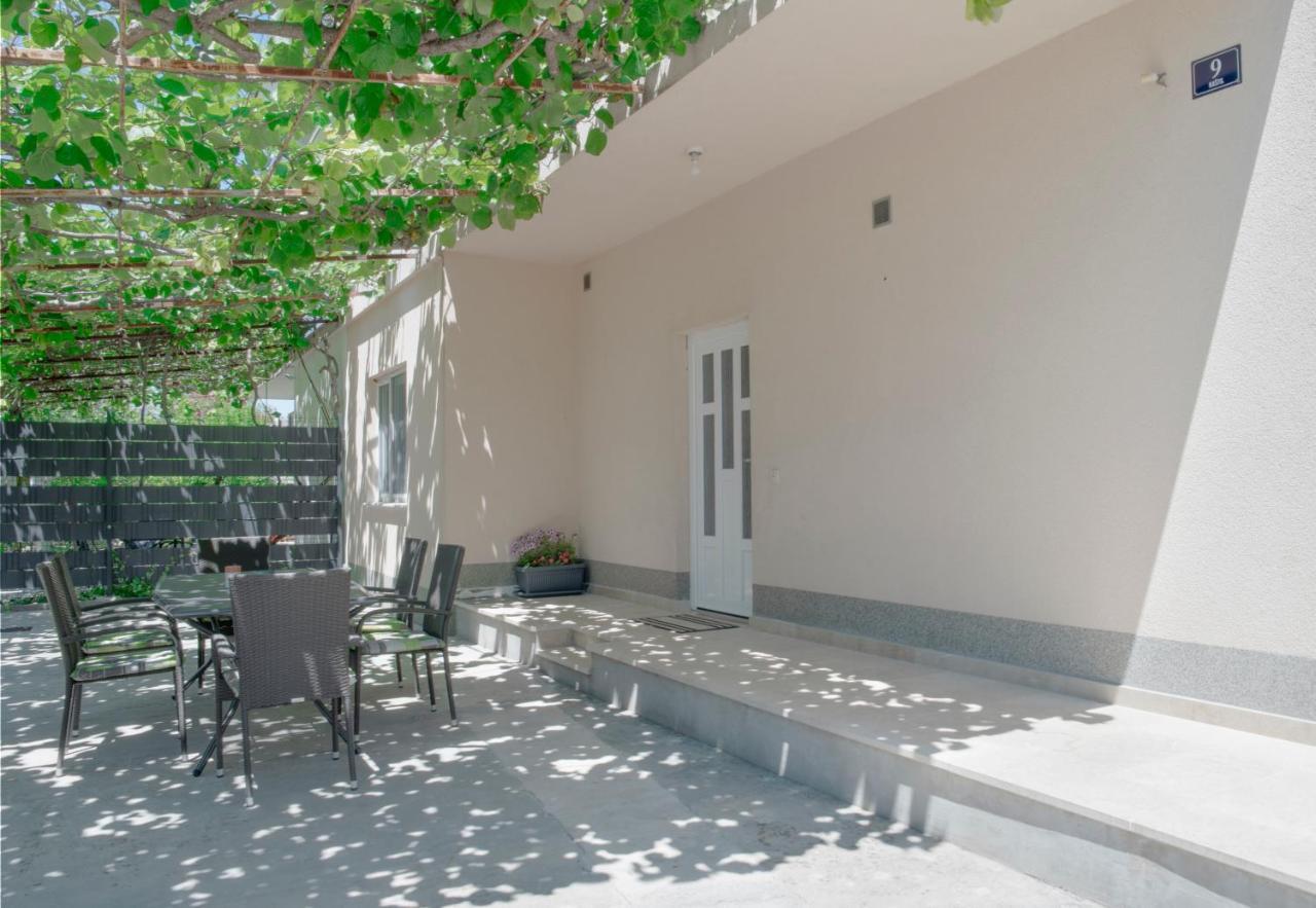 טרוגיר Apartmani Vudrag מראה חיצוני תמונה